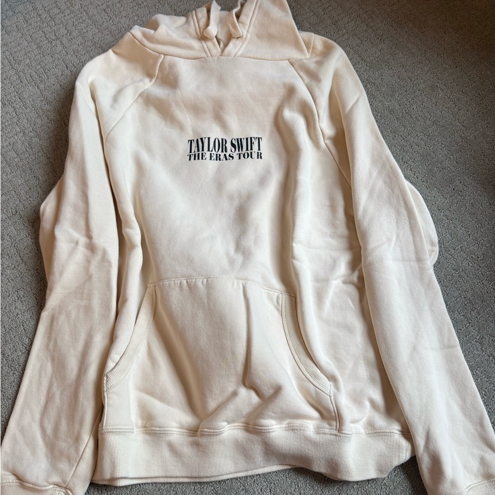 taylor swift hoodie size medium